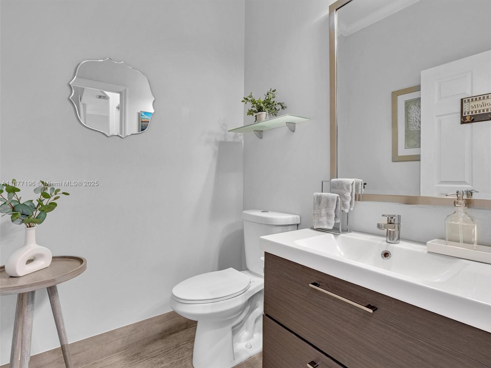 COURTS AT TUSCANY WEST - Residential