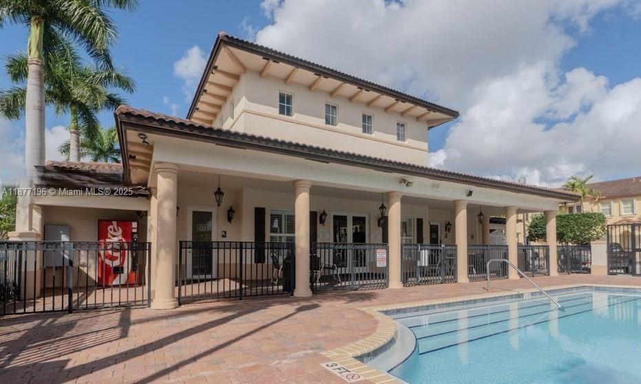 COURTS AT TUSCANY WEST - Residential