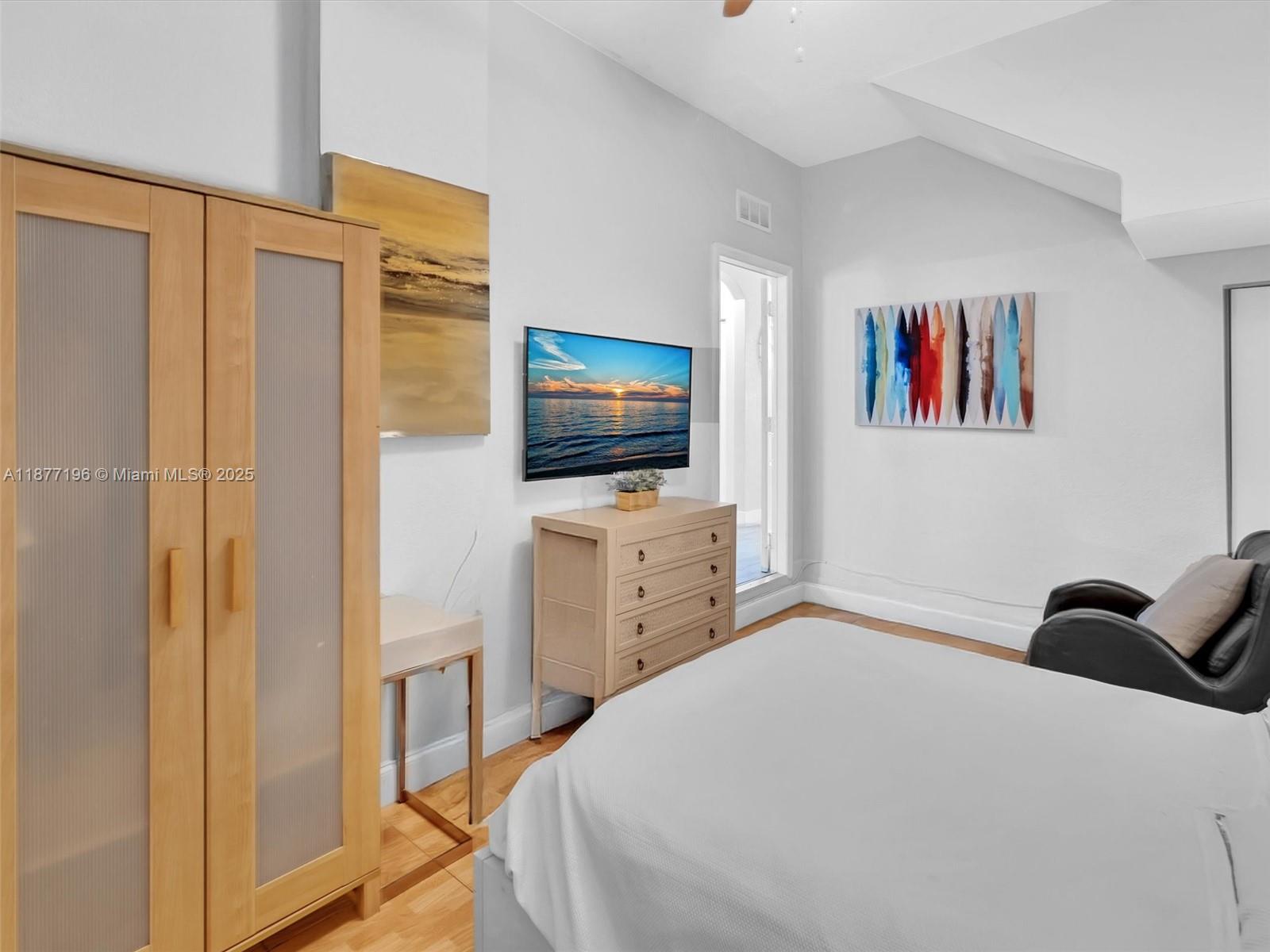 COURTS AT TUSCANY WEST - Residential