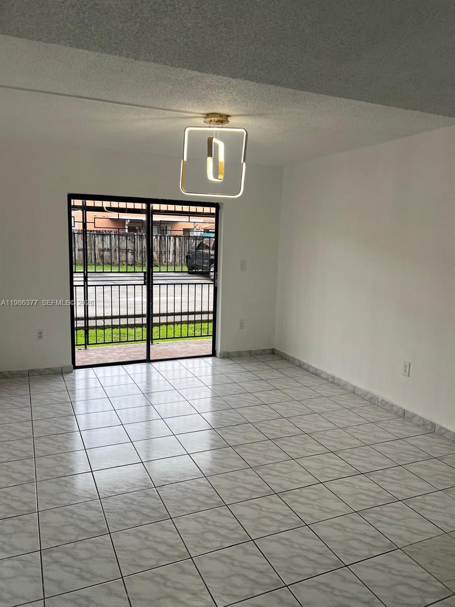 TOWERS NORTH CONDO - Residential Lease