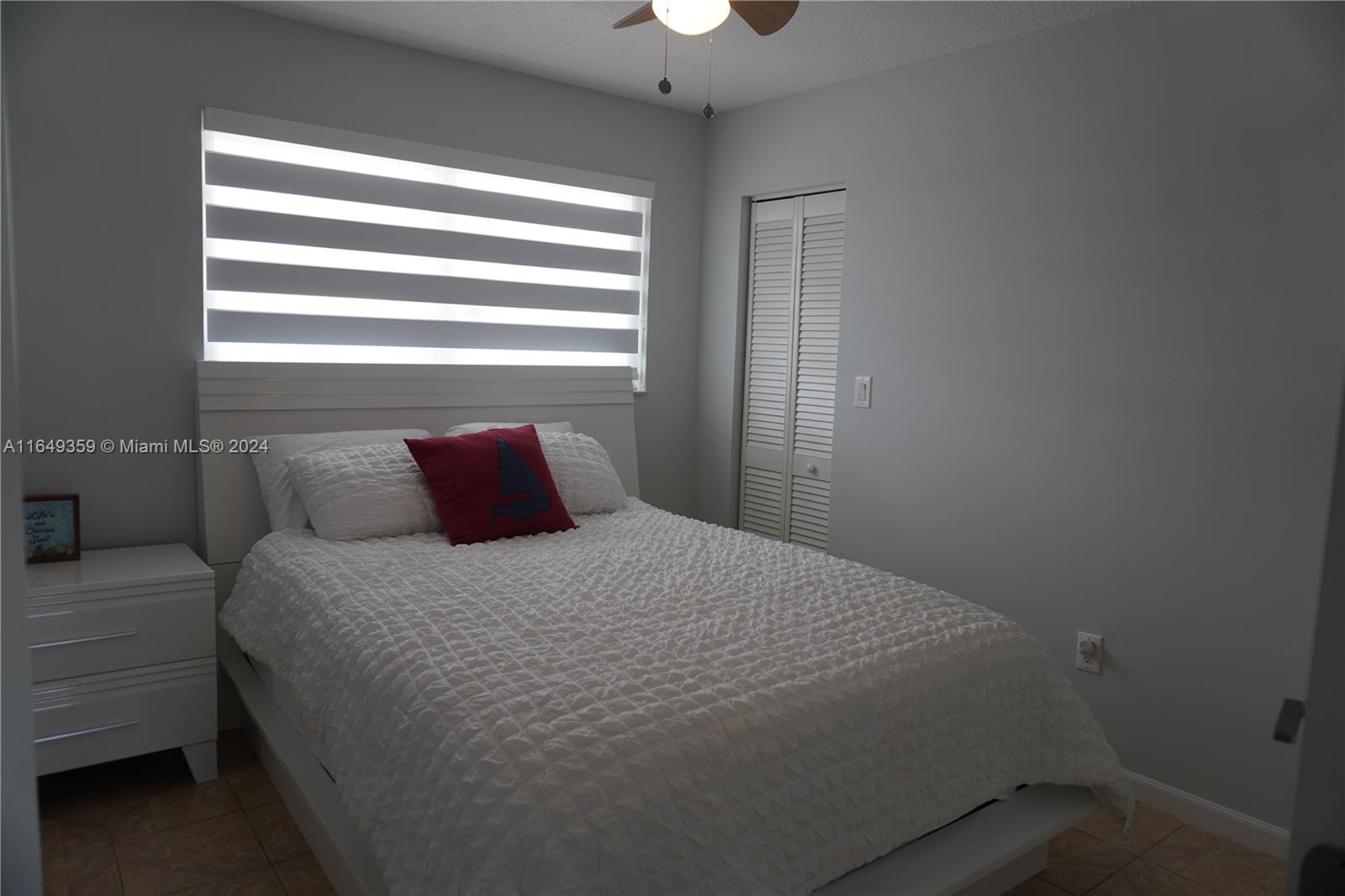 VENETIAN SHORES NO 2 - Residential Lease