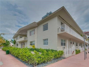 101 Collins Ave 1 Miami Beach FL 33139