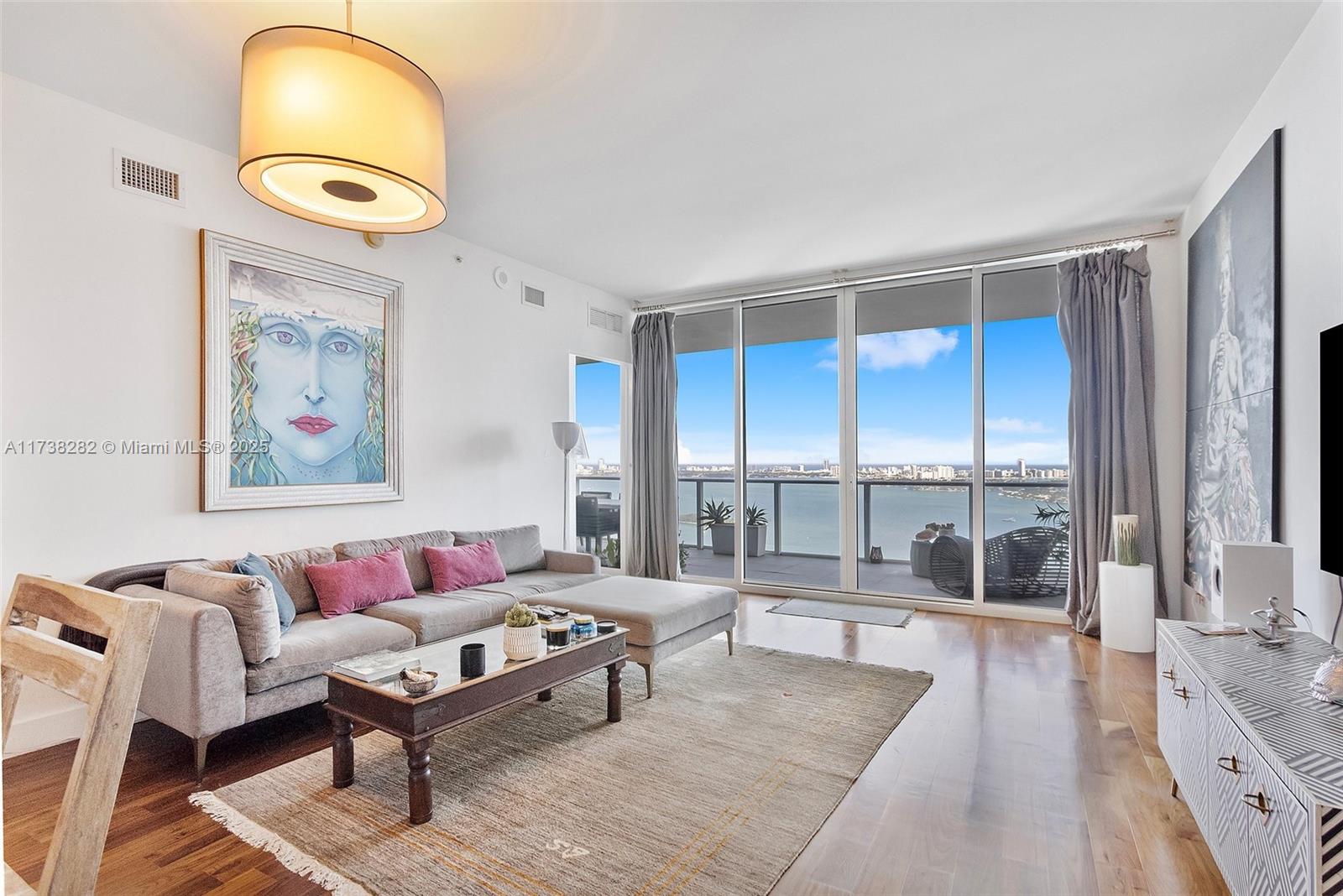 2020 N Bayshore Dr 3307