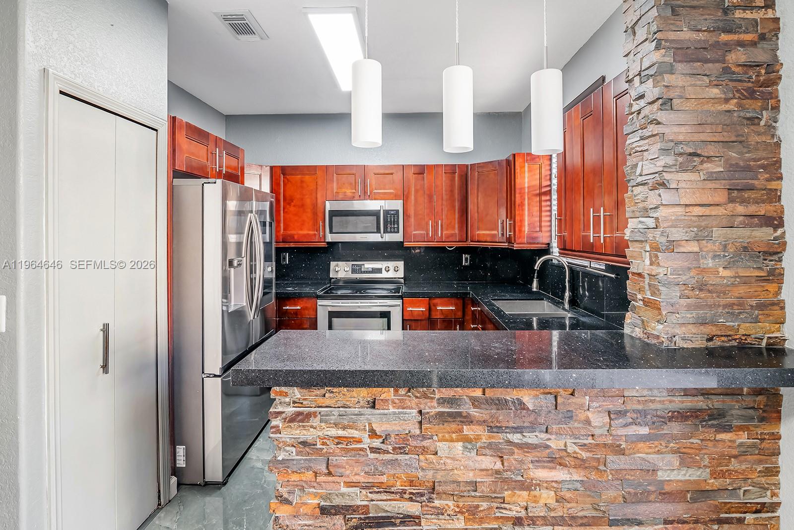 Doral Isles North Section - Residential