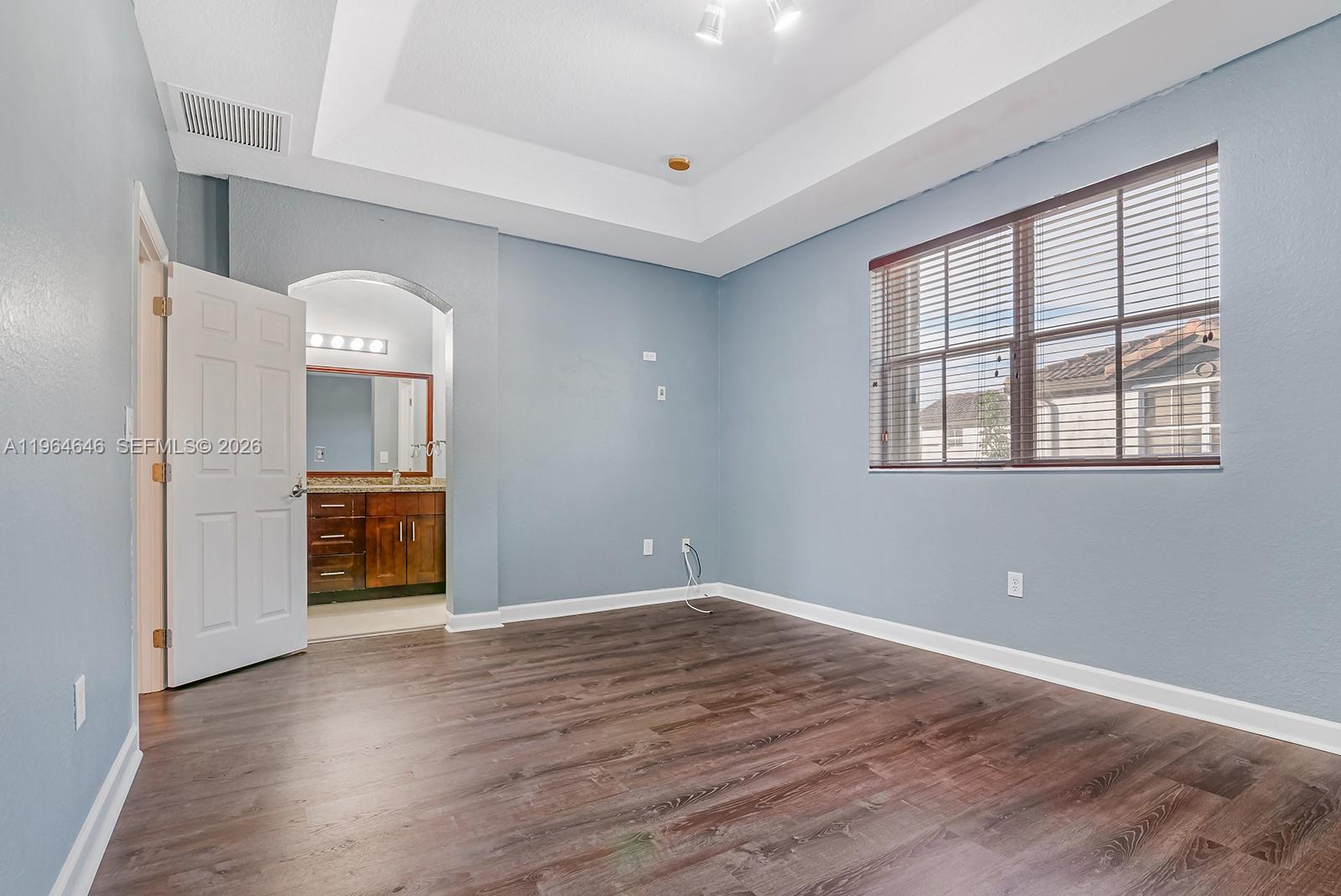 Doral Isles North Section - Residential