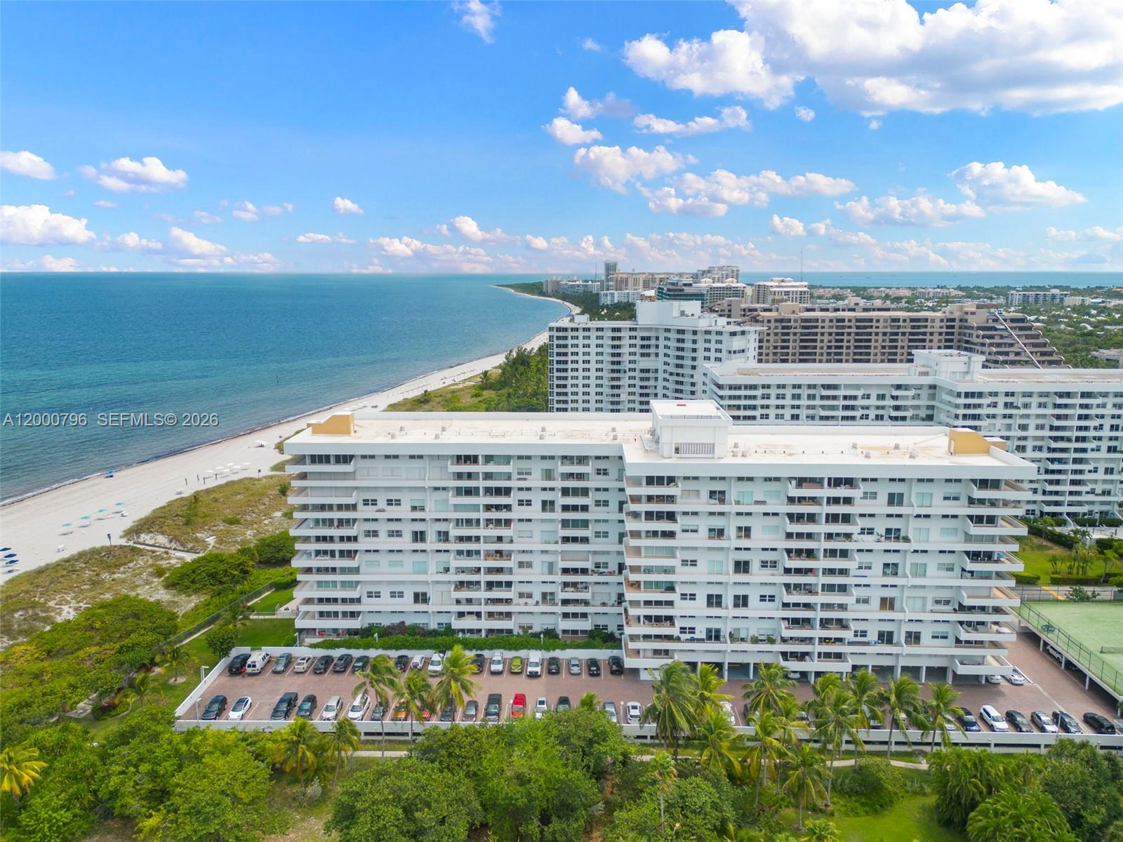 KEY BISCAYNE COMMODORE CL - Residential