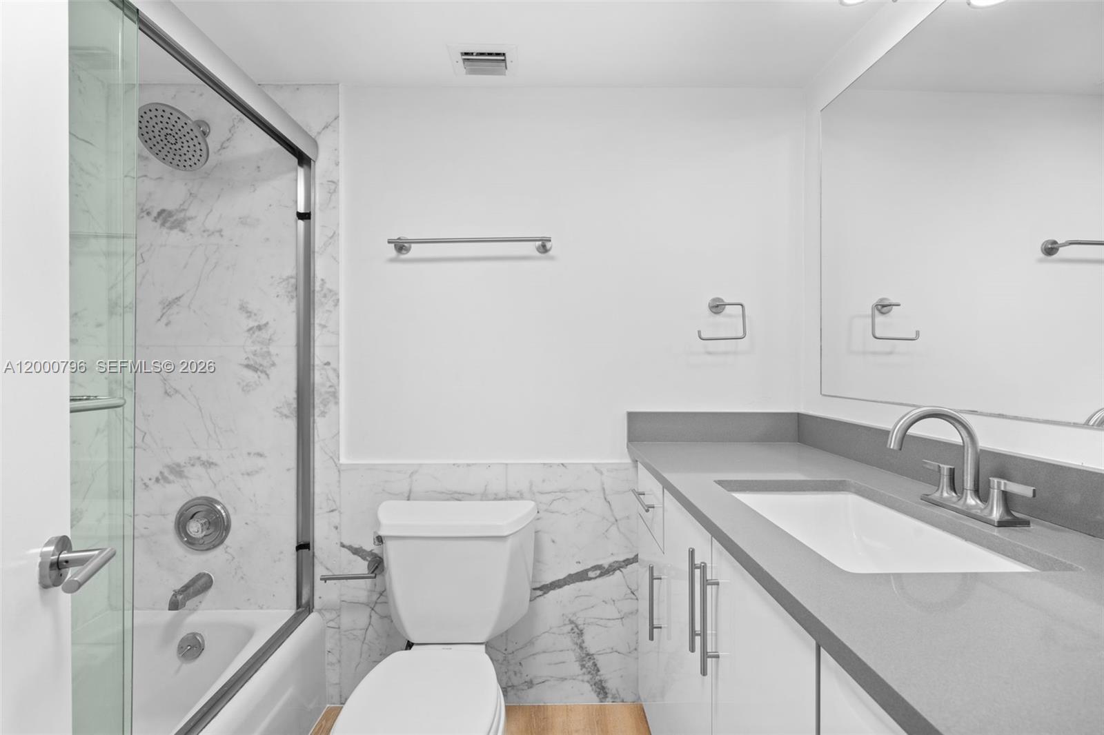 KEY BISCAYNE COMMODORE CL - Residential