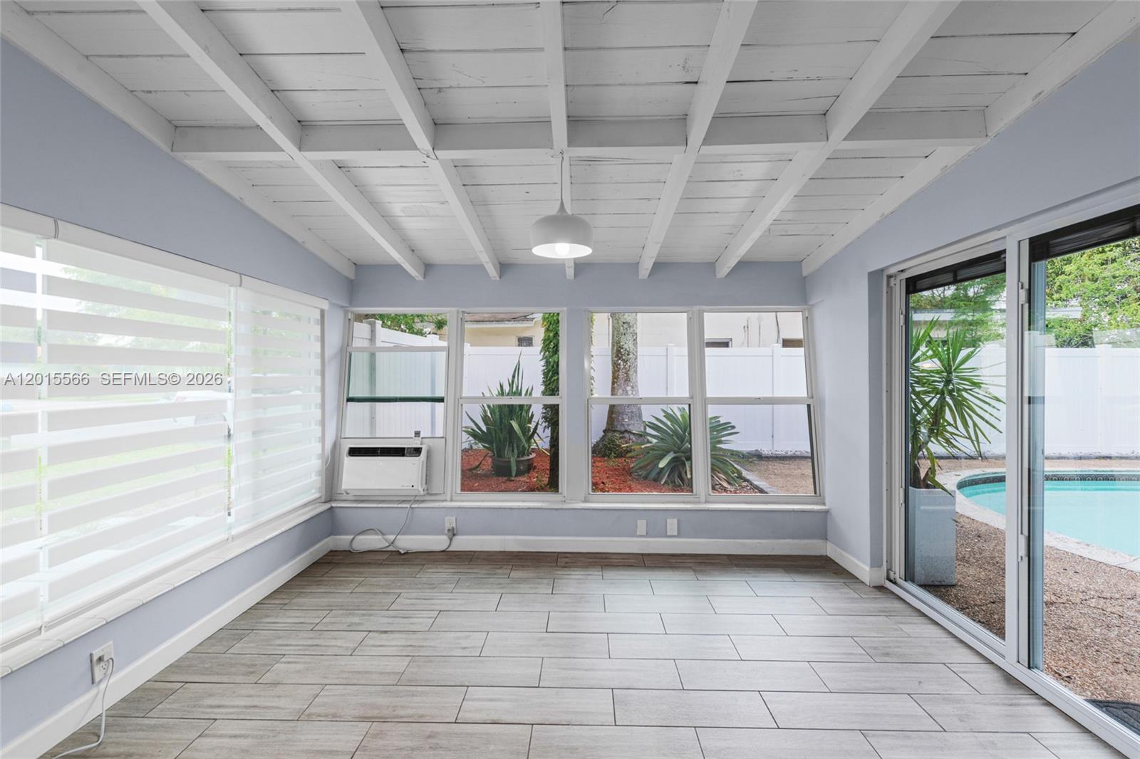 WESTGATE LAKE MANORS - Residential Lease