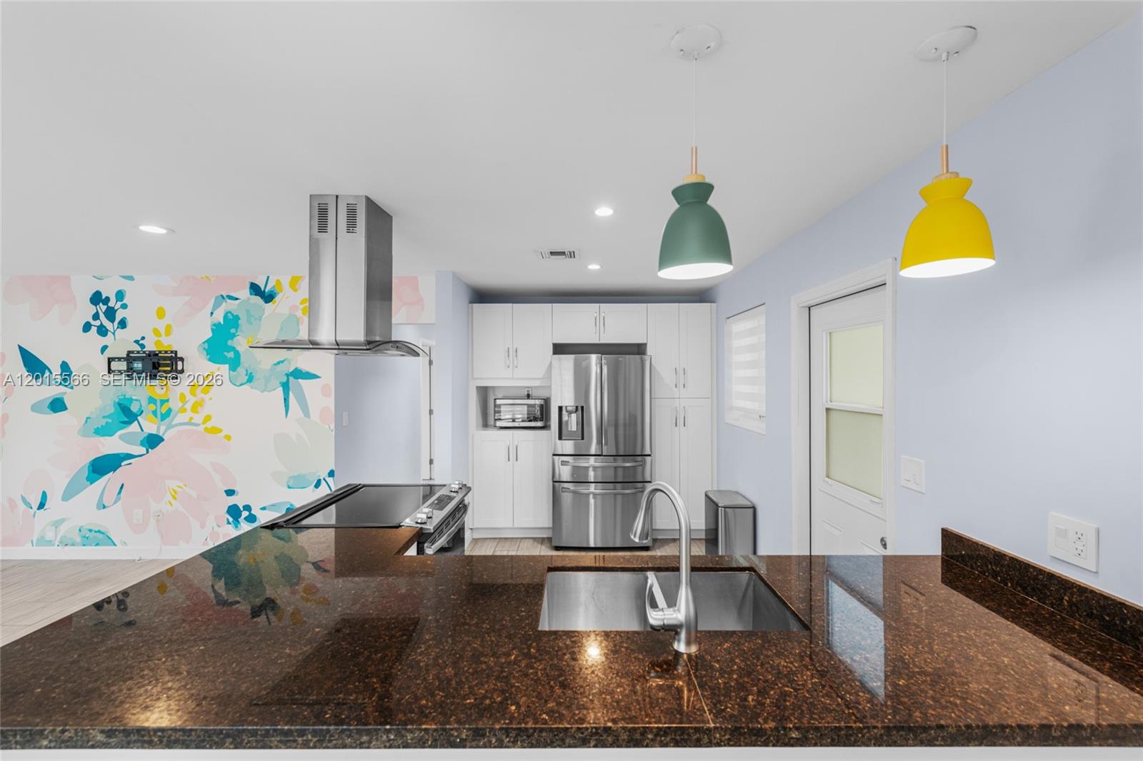 WESTGATE LAKE MANORS - Residential Lease