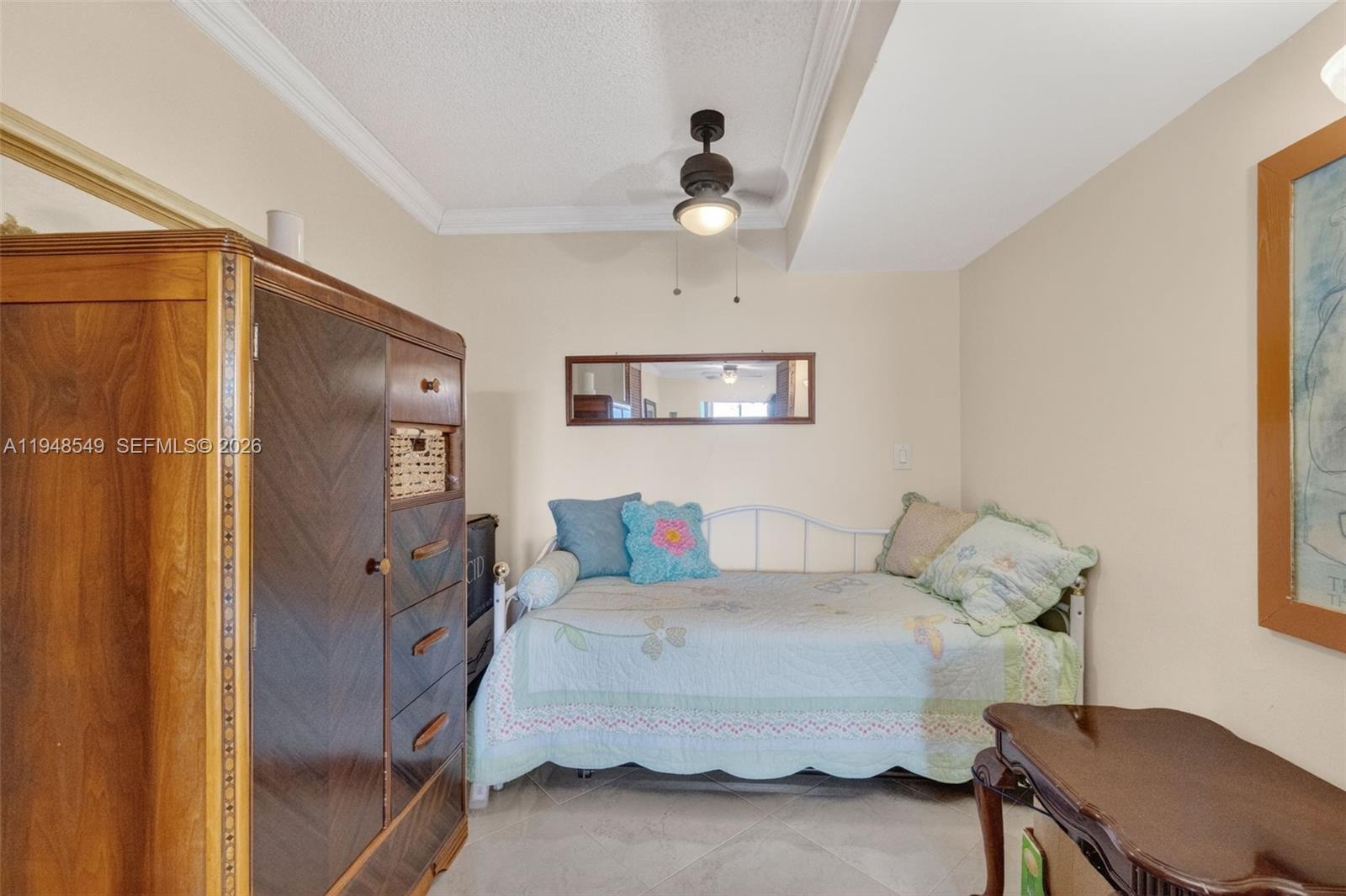 GARDEN-AIRE VILLAGE - Residential