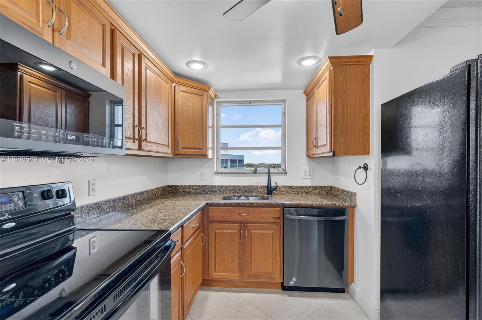 GARDEN-AIRE VILLAGE - Residential