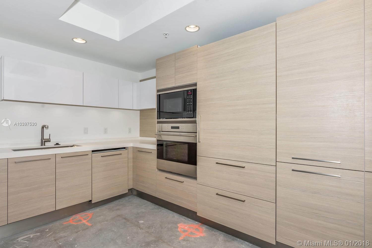 Marina Palms - Residential