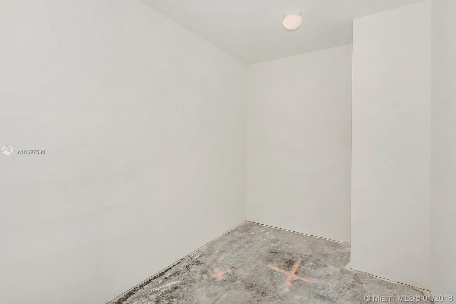 Marina Palms - Residential