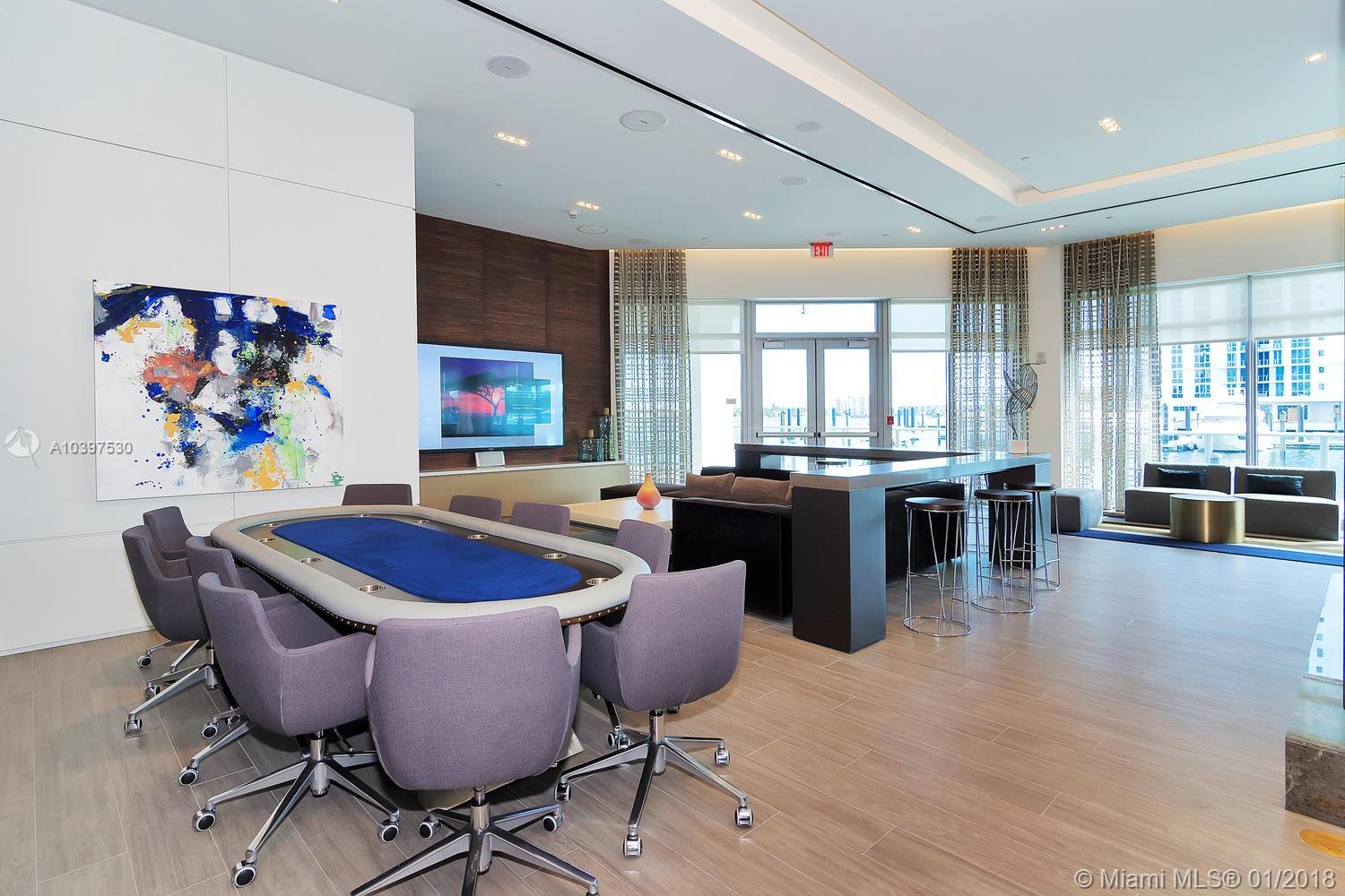 Marina Palms - Residential