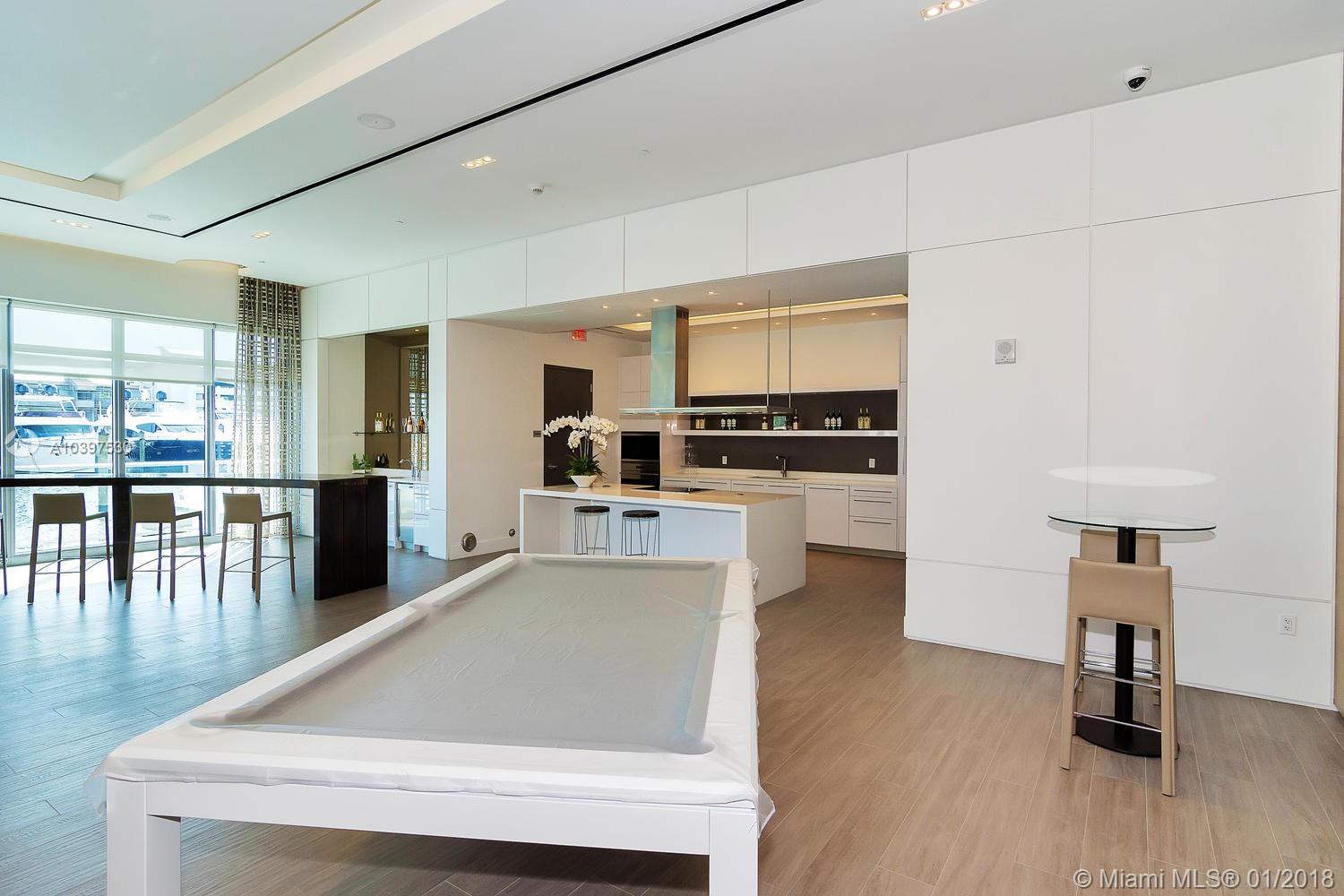 Marina Palms - Residential