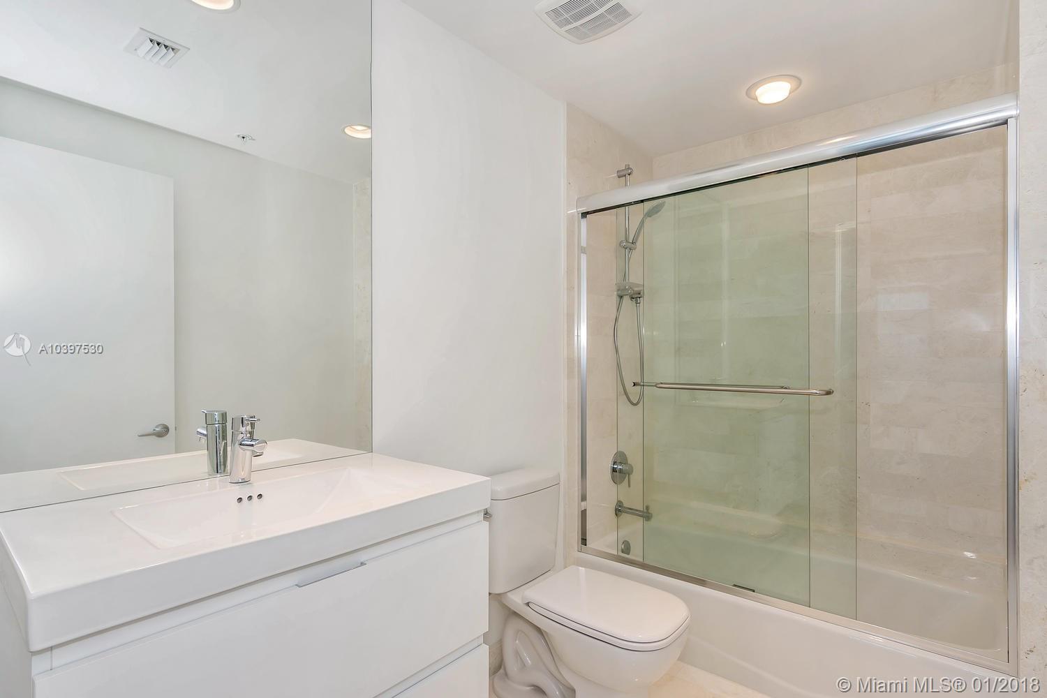 Marina Palms - Residential