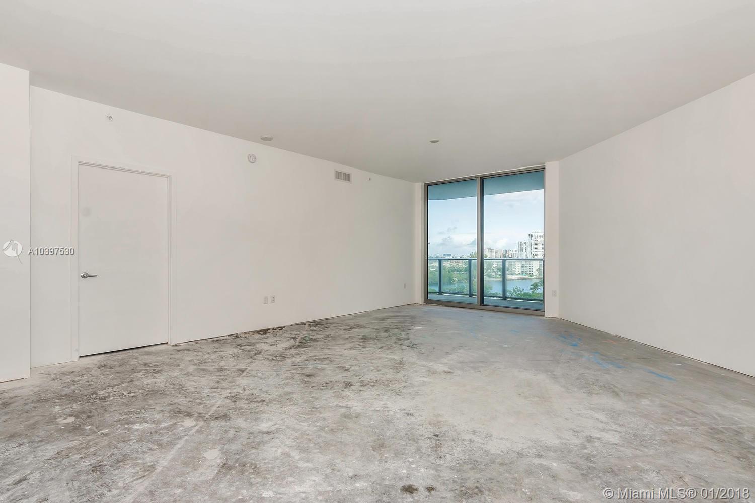 Marina Palms - Residential