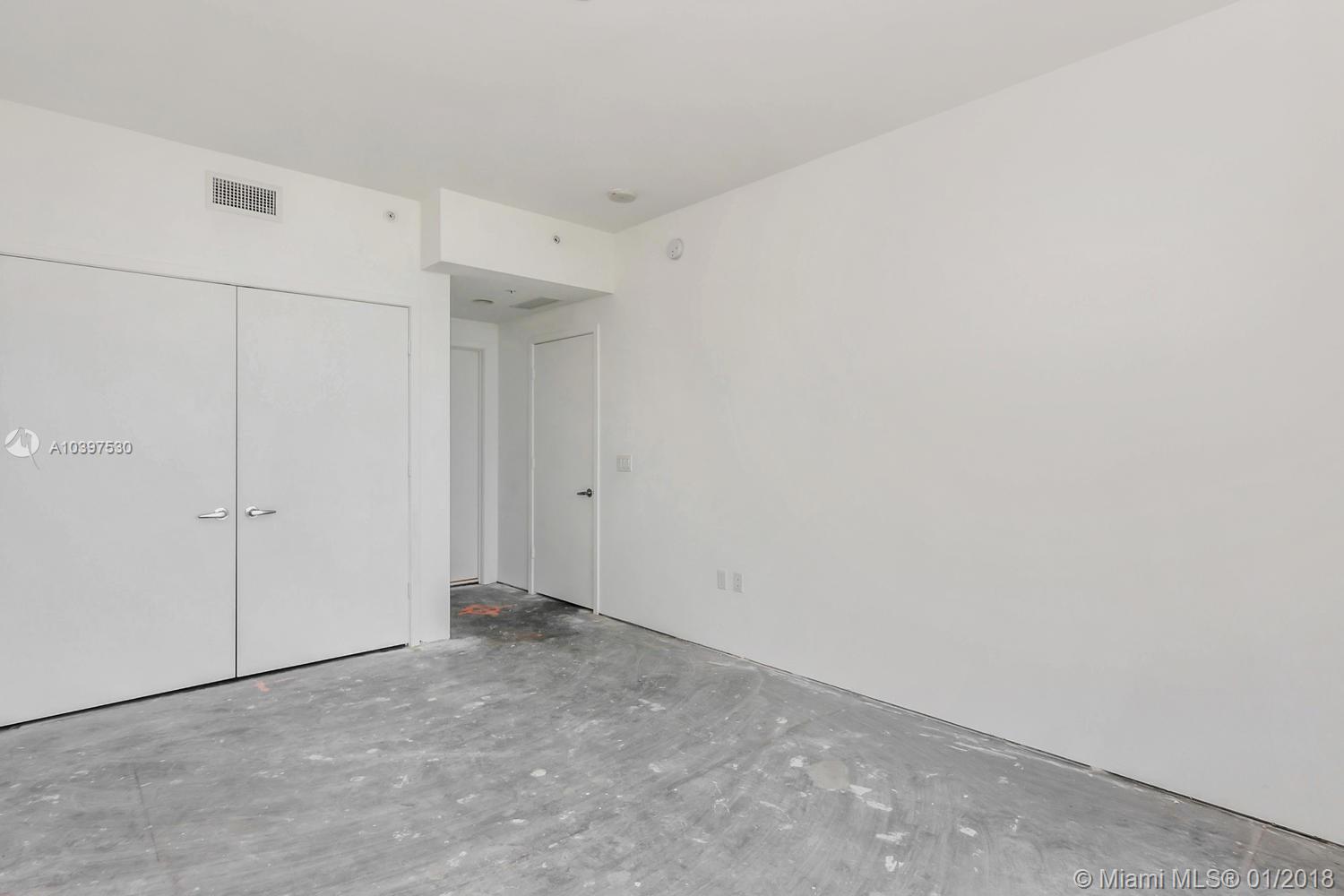 Marina Palms - Residential