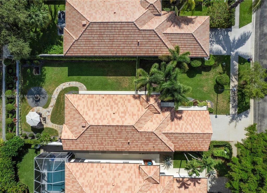 Photo of 4605 Hammock Cir, Delray Beach, FL 33445 (MLS # A11855294)