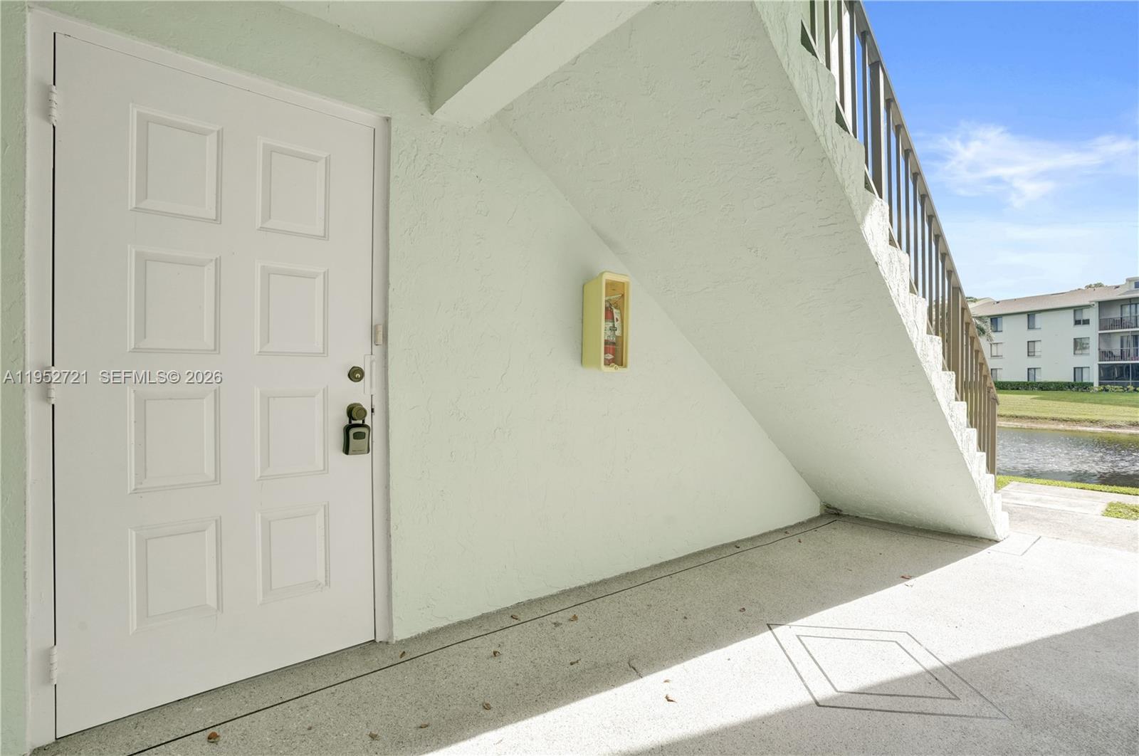 PALM CLUB WEST VILLAGE 1 - Residential