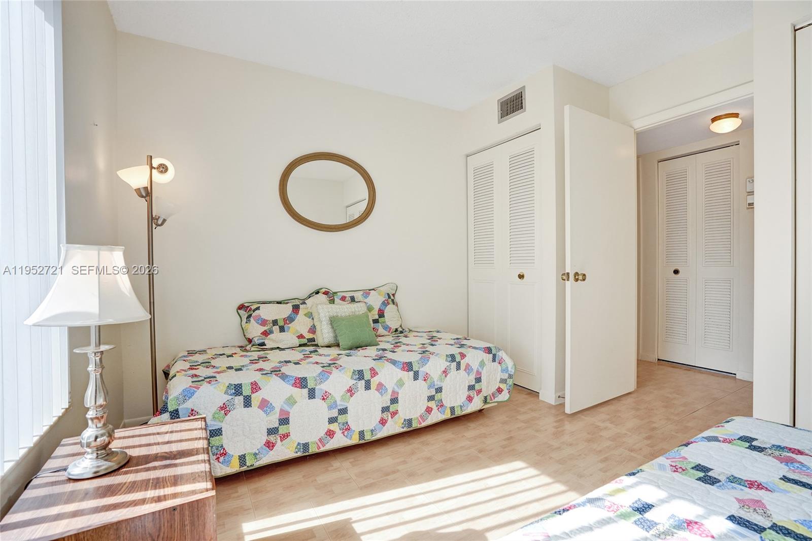 PALM CLUB WEST VILLAGE 1 - Residential