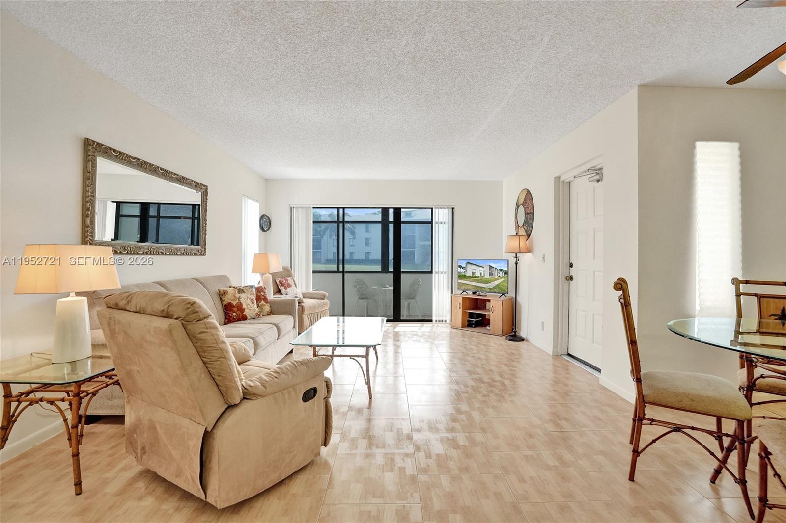 PALM CLUB WEST VILLAGE 1 - Residential