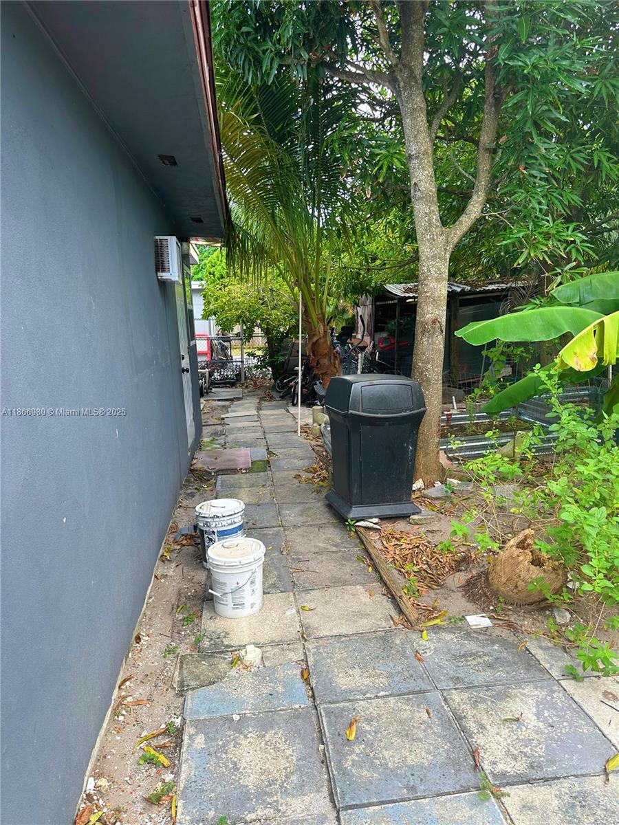 NORTH POMPANO BEACH SECTI - Residential