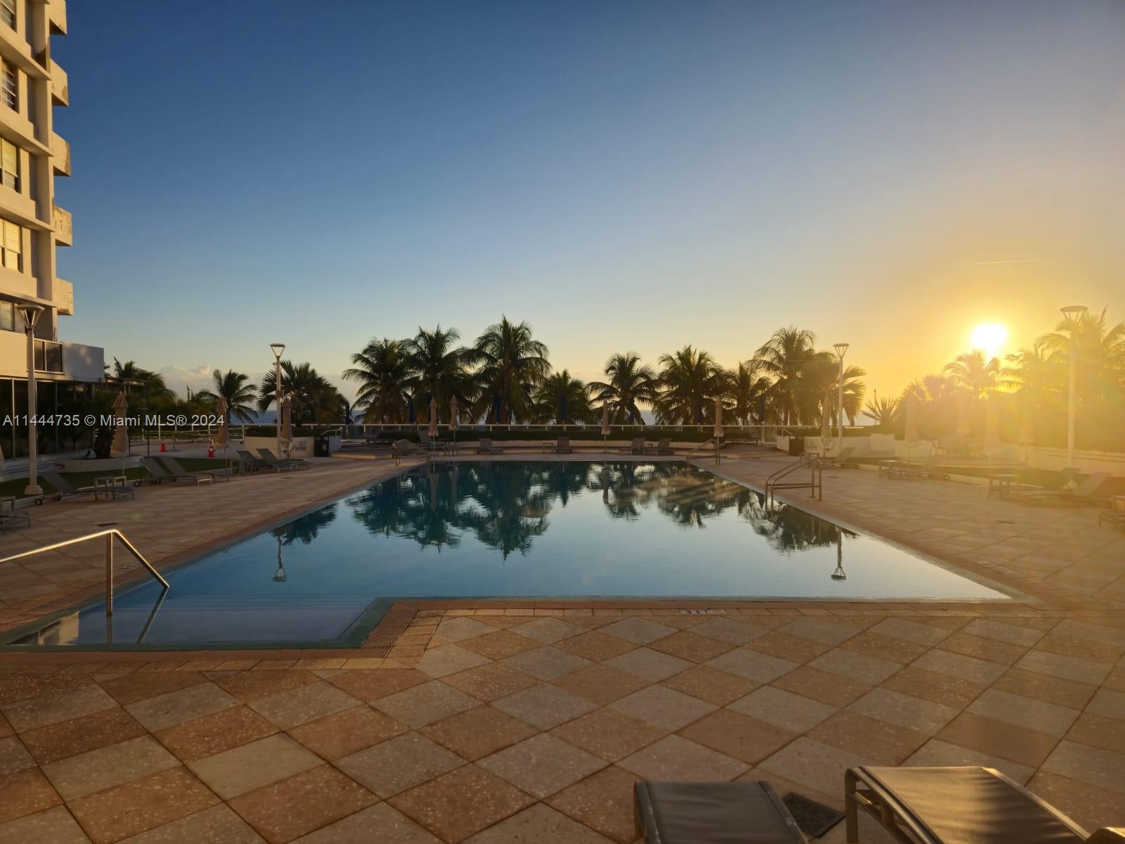 THE DECOPLAGE CONDO - Residential