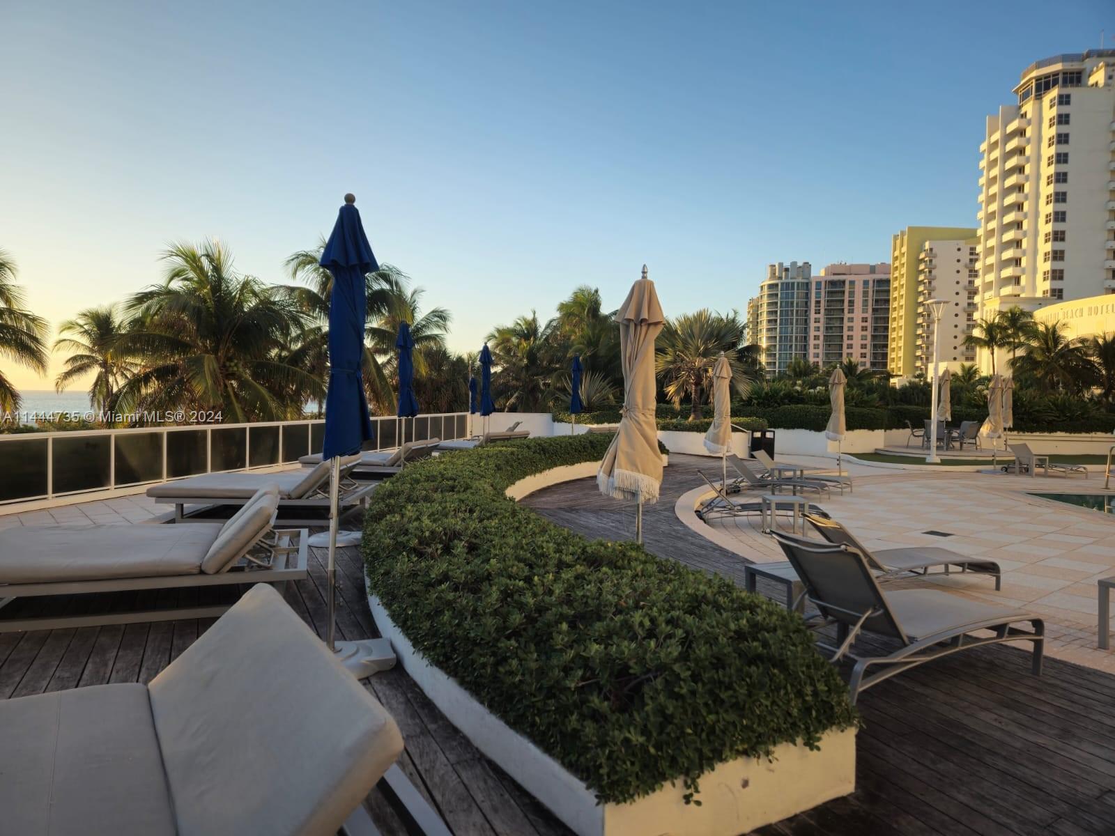 THE DECOPLAGE CONDO - Residential