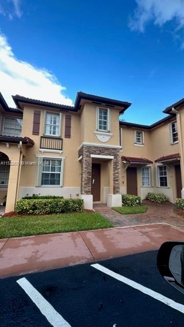 VILLAS AT CARMEL CONDO NO - Residential Lease