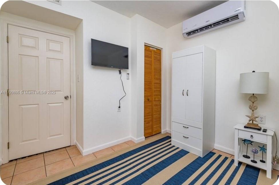 HOLLYWOOD SOUTH SIDE ADD - Residential Lease