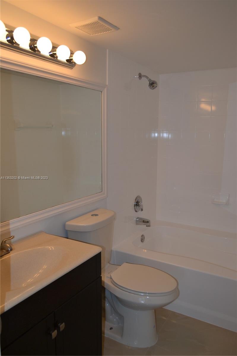 Photo 9 of 15 of 2011 Renaissance Blvd 206 condo
