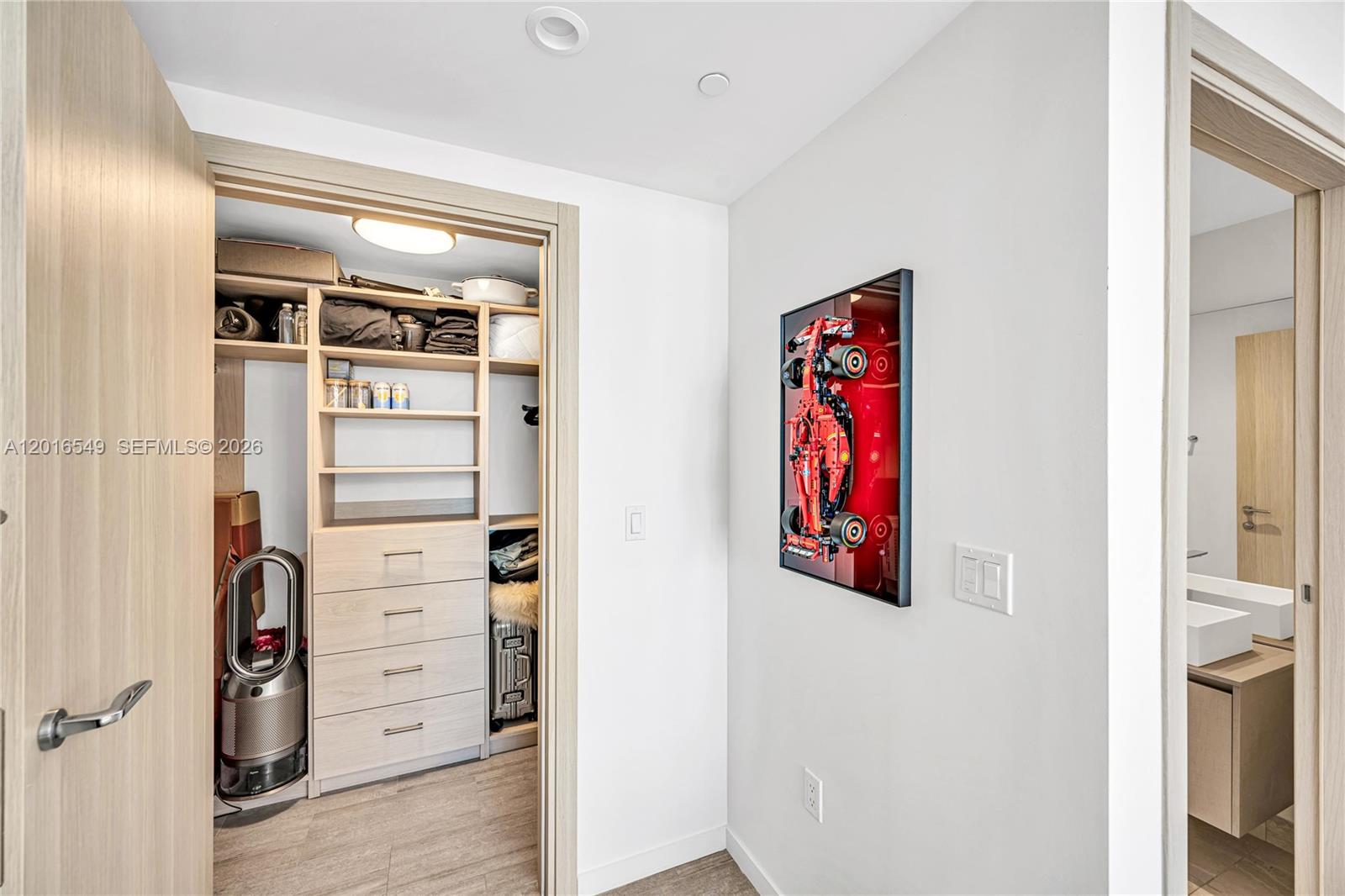 BRICKELL FLATIRON CONDO - Residential Lease