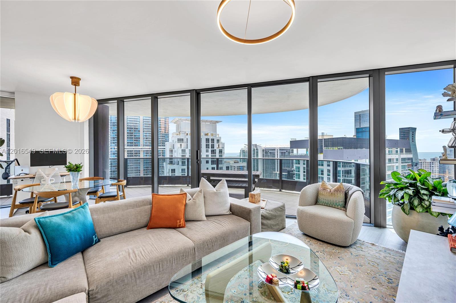 1000 Brickell Plz 4601