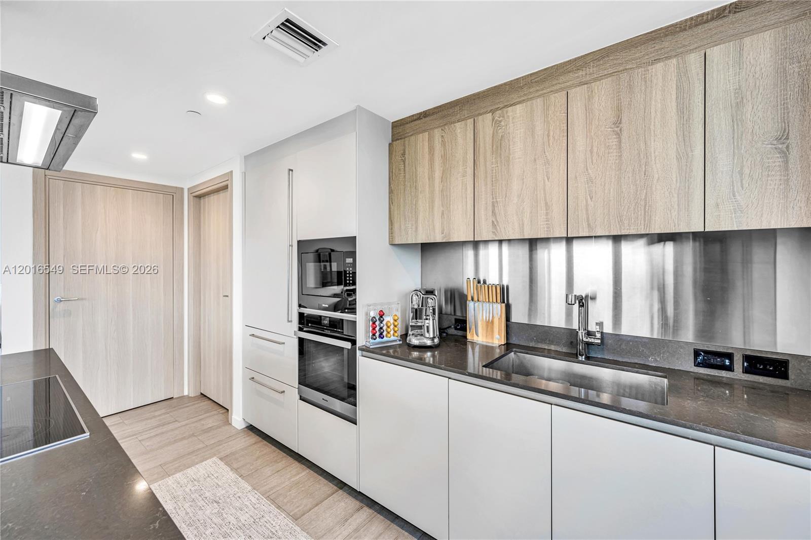 BRICKELL FLATIRON CONDO - Residential Lease