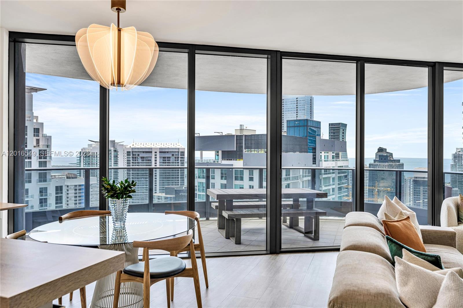 1000 Brickell Plz 4601