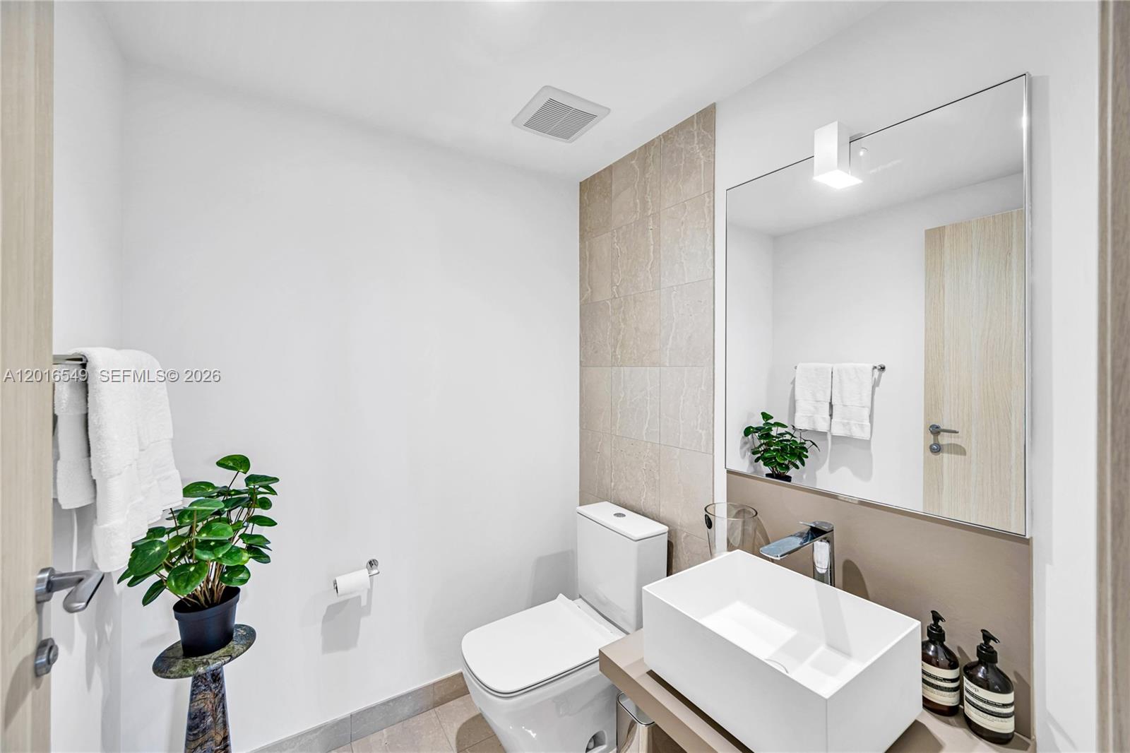 BRICKELL FLATIRON CONDO - Residential Lease