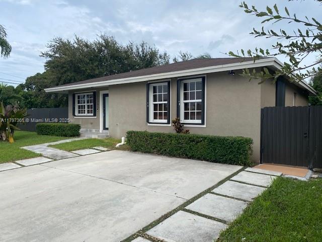 Rental Property at 11795 Sw 222nd St 117-A, Miami, Broward County, Florida - Bedrooms: 1 
Bathrooms: 1  - $1,600 MO.