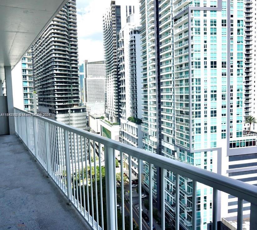 VUE AT BRICKELL CONDO - Residential
