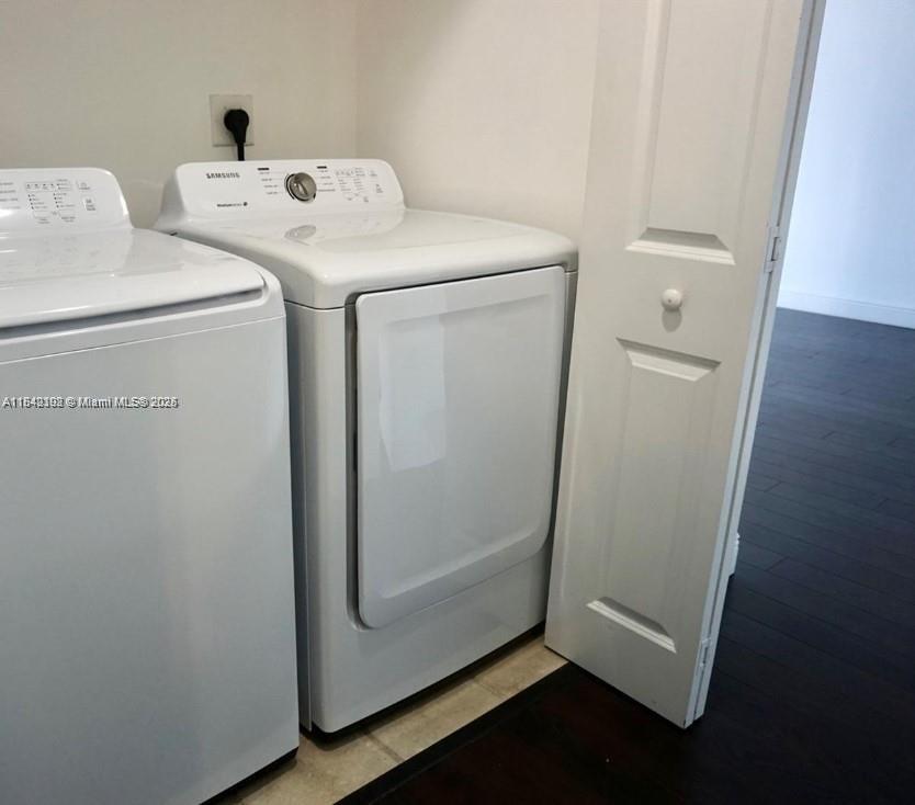 VUE AT BRICKELL CONDO - Residential