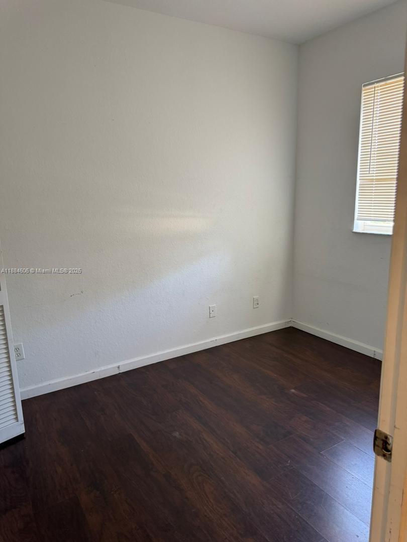 CORAL SPRINGS VILLAGE GRE - Residential Lease