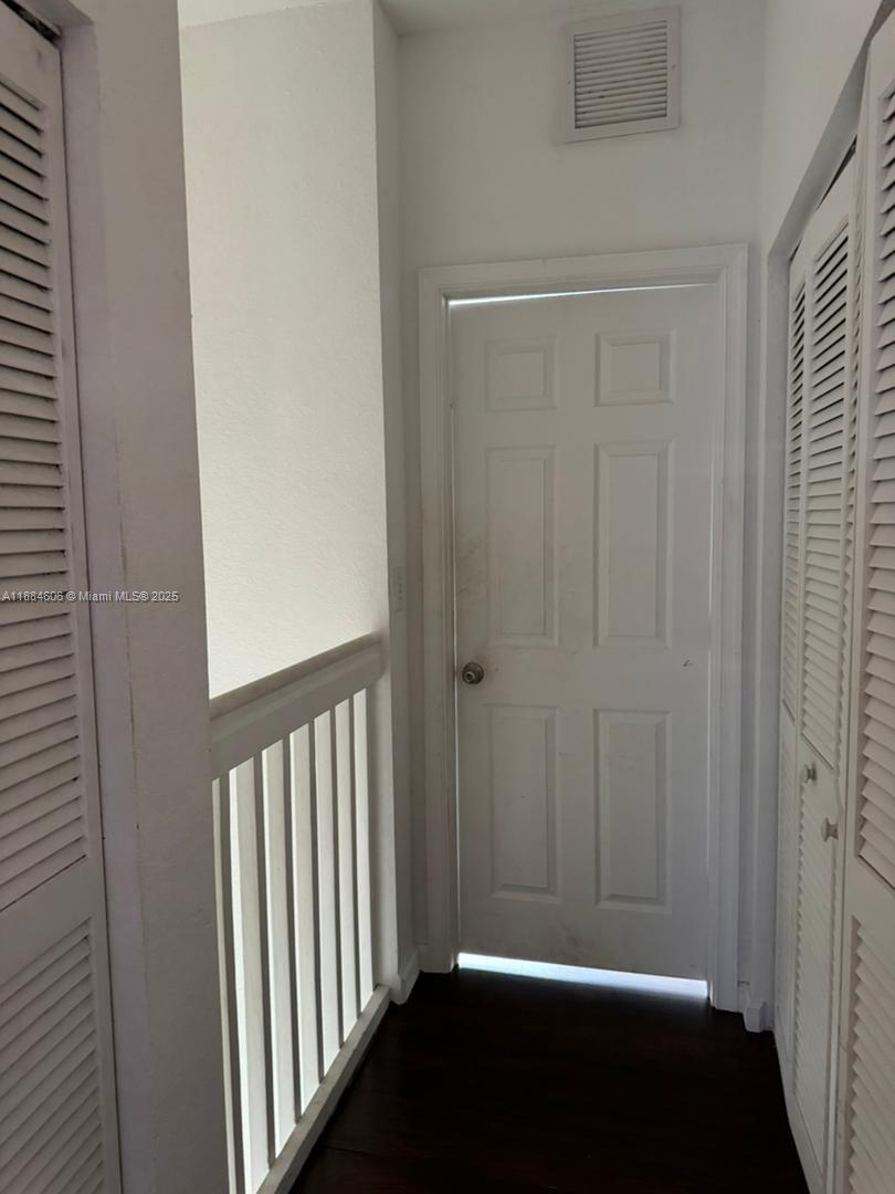 CORAL SPRINGS VILLAGE GRE - Residential Lease