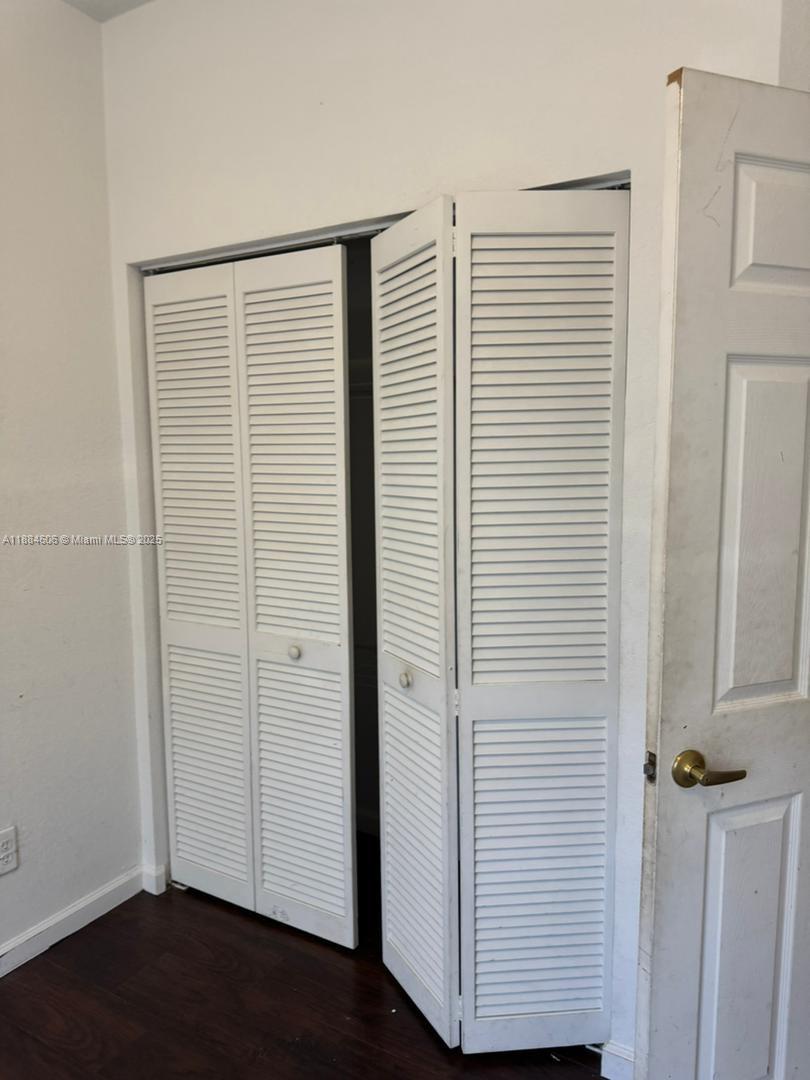 CORAL SPRINGS VILLAGE GRE - Residential Lease