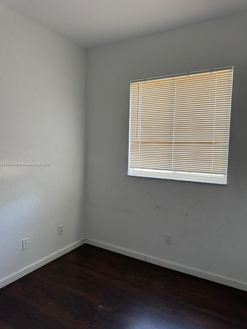 CORAL SPRINGS VILLAGE GRE - Residential Lease