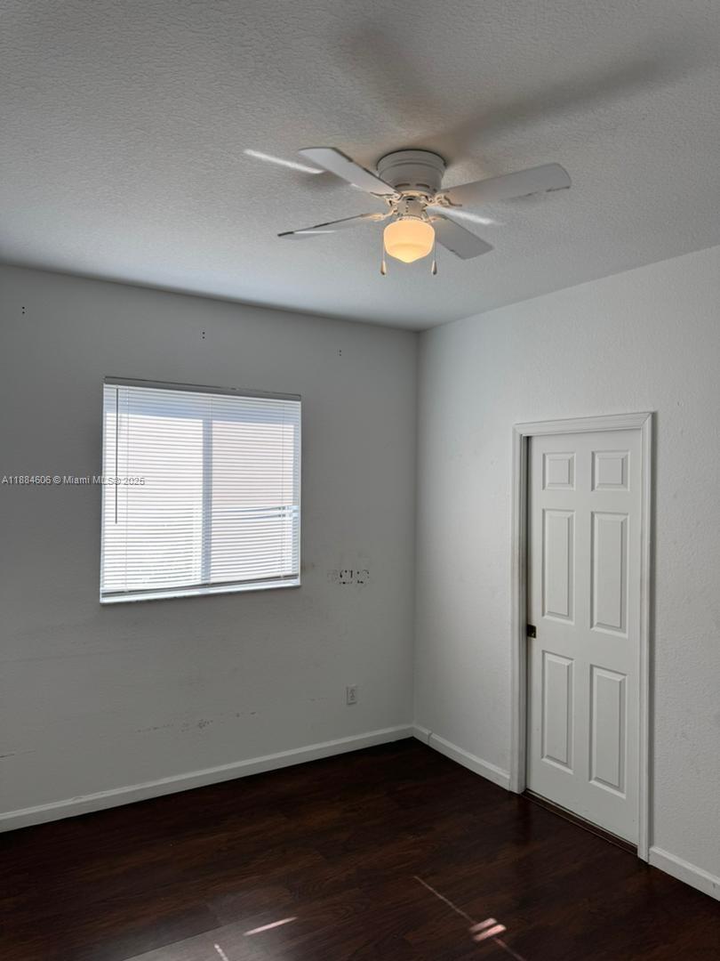 CORAL SPRINGS VILLAGE GRE - Residential Lease