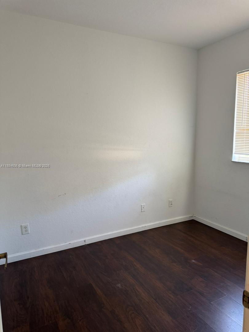 CORAL SPRINGS VILLAGE GRE - Residential Lease