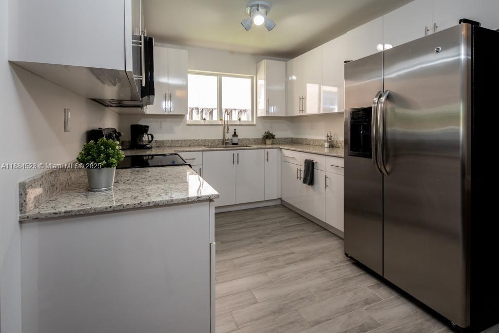 CAROLINA HEIGHTS - Residential Lease