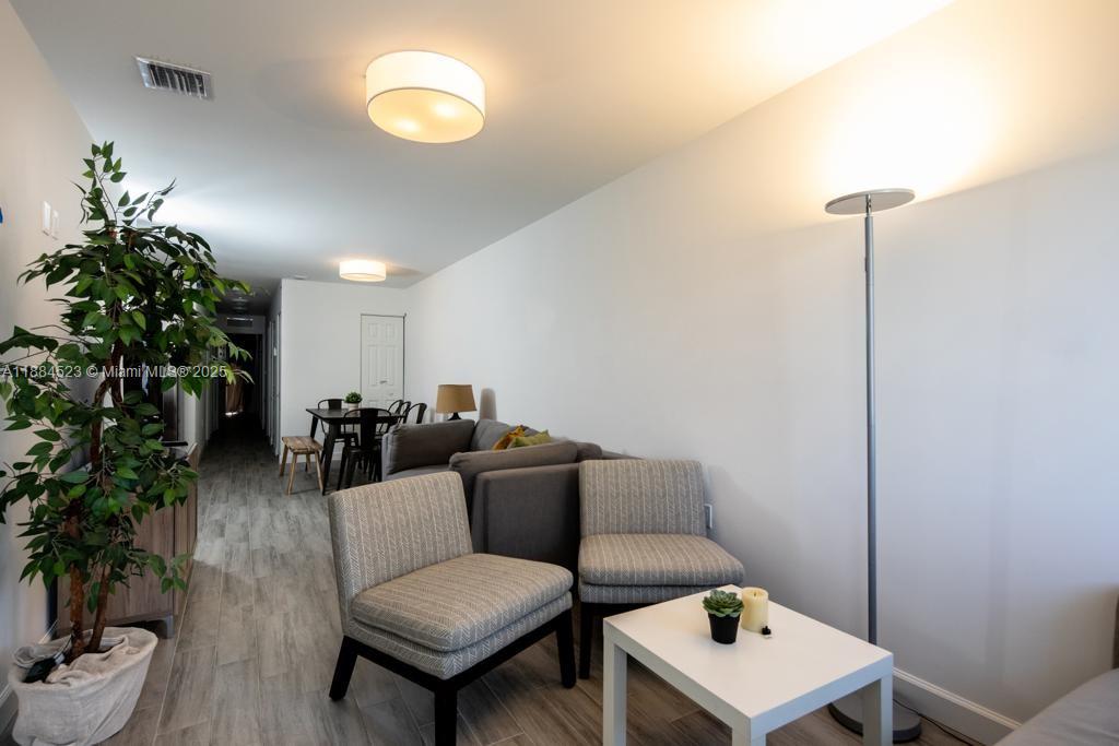 CAROLINA HEIGHTS - Residential Lease