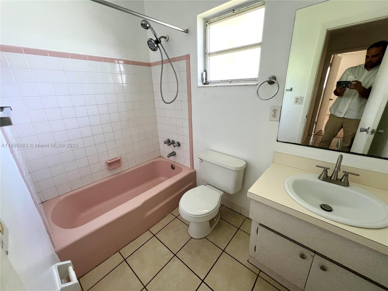 NORTHEAST HEIGHTS CONDO P - Residential