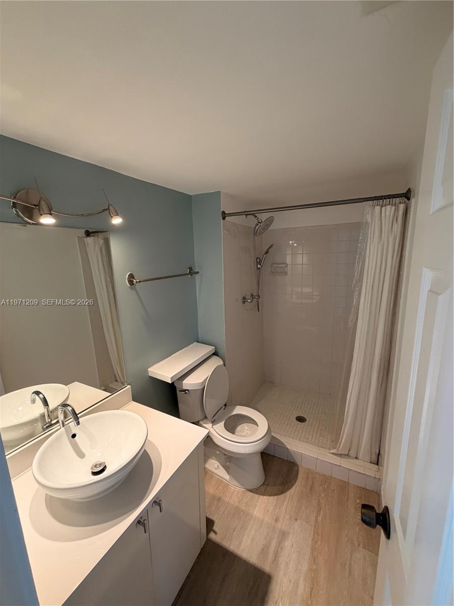 VECINO DEL MAR CONDO - Residential